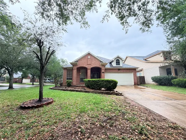 $2,200 | 211 Briar Trace Lane, Richmond, TX 77406