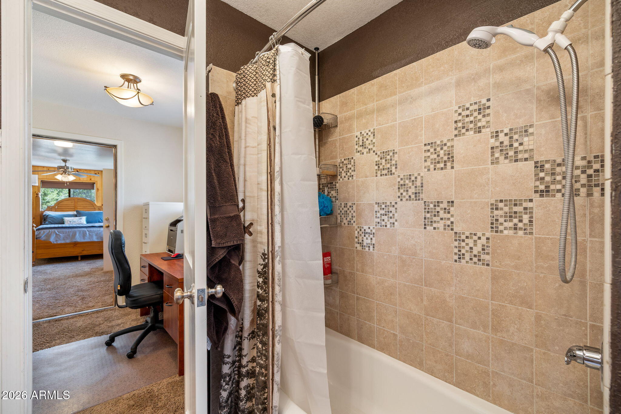 3384 Turkey Run Overgaard, AZ 85933 - Photo 19 of 37 a view of bathroom