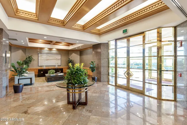 $850,000 | 1040 East Osborn Road, Unit 601, Phoenix, AZ 85014