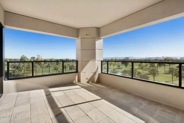 $850,000 | 1040 East Osborn Road, Unit 601, Phoenix, AZ 85014