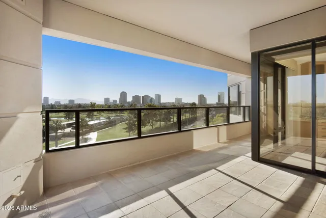$850,000 | 1040 East Osborn Road, Unit 601, Phoenix, AZ 85014