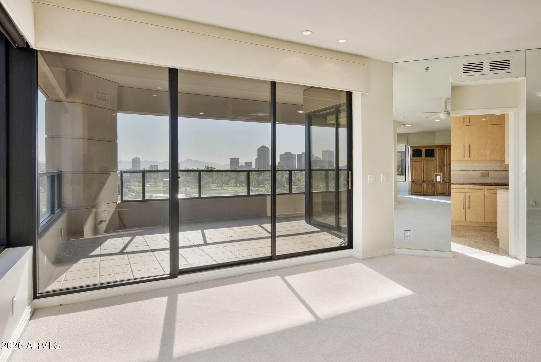 1040 East Osborn Road, Unit 601 Phoenix, AZ 85014 - Photo 38 of 54 23-web-or-mls-_DSC9953