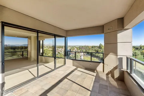 $850,000 | 1040 East Osborn Road, Unit 601, Phoenix, AZ 85014