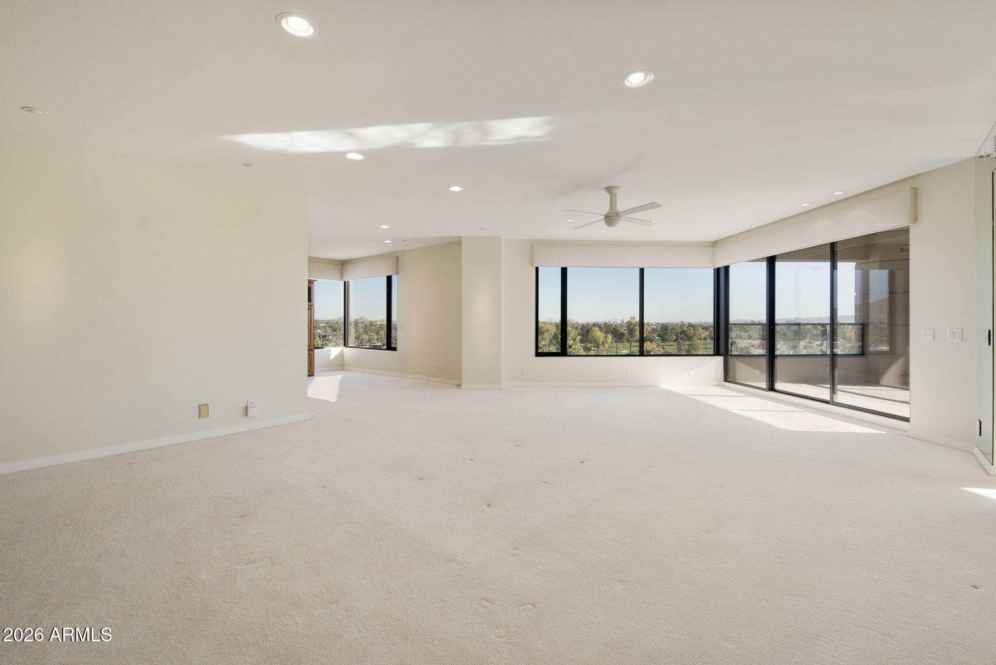 1040 East Osborn Road, Unit 601 Phoenix, AZ 85014 - Photo 41 of 54 26-web-or-mls-_DSC9944