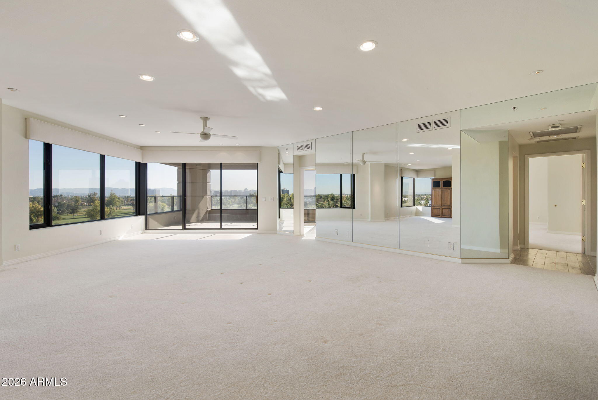 1040 East Osborn Road, Unit 601 Phoenix, AZ 85014 - Photo 42 of 54 27-web-or-mls-_DSC9941