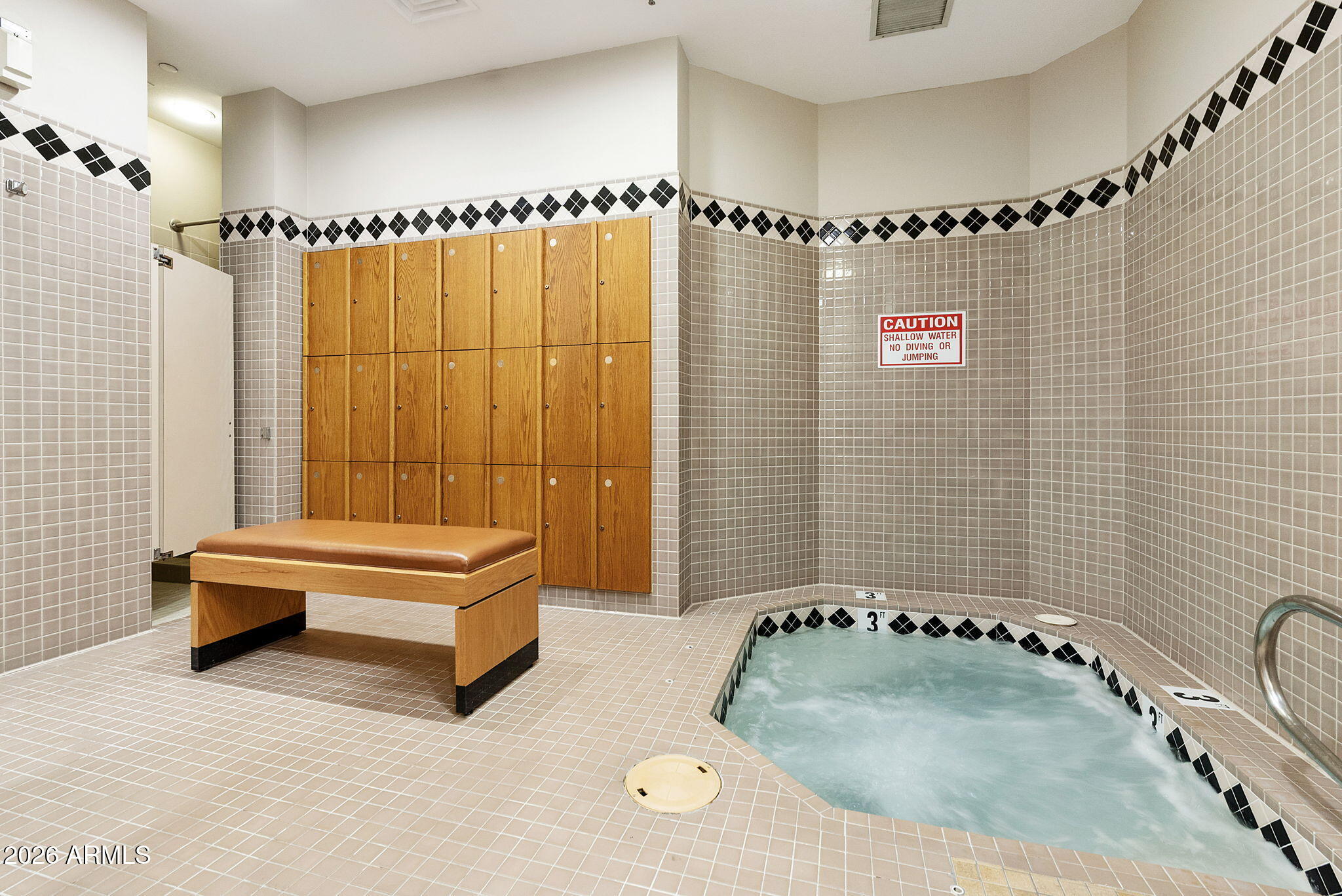 1040 East Osborn Road, Unit 601 Phoenix, AZ 85014 - Photo 48 of 54 33-web-or-mls-_DSC0030