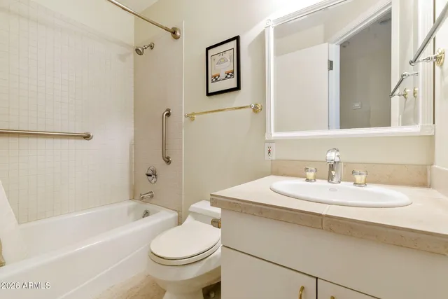 $850,000 | 1040 East Osborn Road, Unit 601, Phoenix, AZ 85014