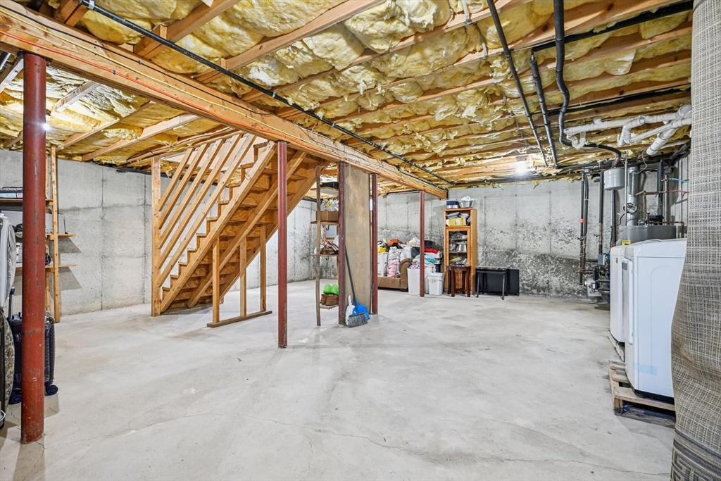 58 Roberts Road Bridgewater, MA 02324 - Photo 27 of 42