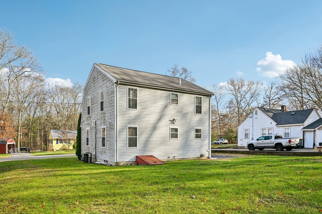 58 Roberts Road Bridgewater, MA 02324 - Photo 30 of 42