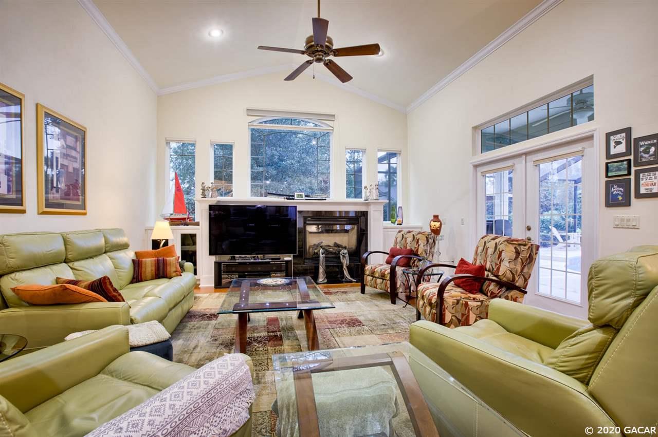 8733 Southwest 14 Avenue Gainesville, FL 32607 - Photo 2 of 30 Gallery Image 2
