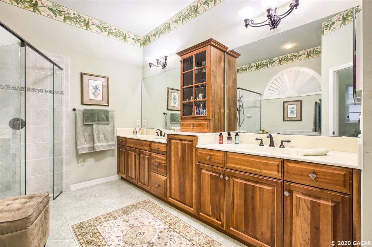 8733 Southwest 14 Avenue Gainesville, FL 32607 - Photo 17 of 30 Gallery Image 17