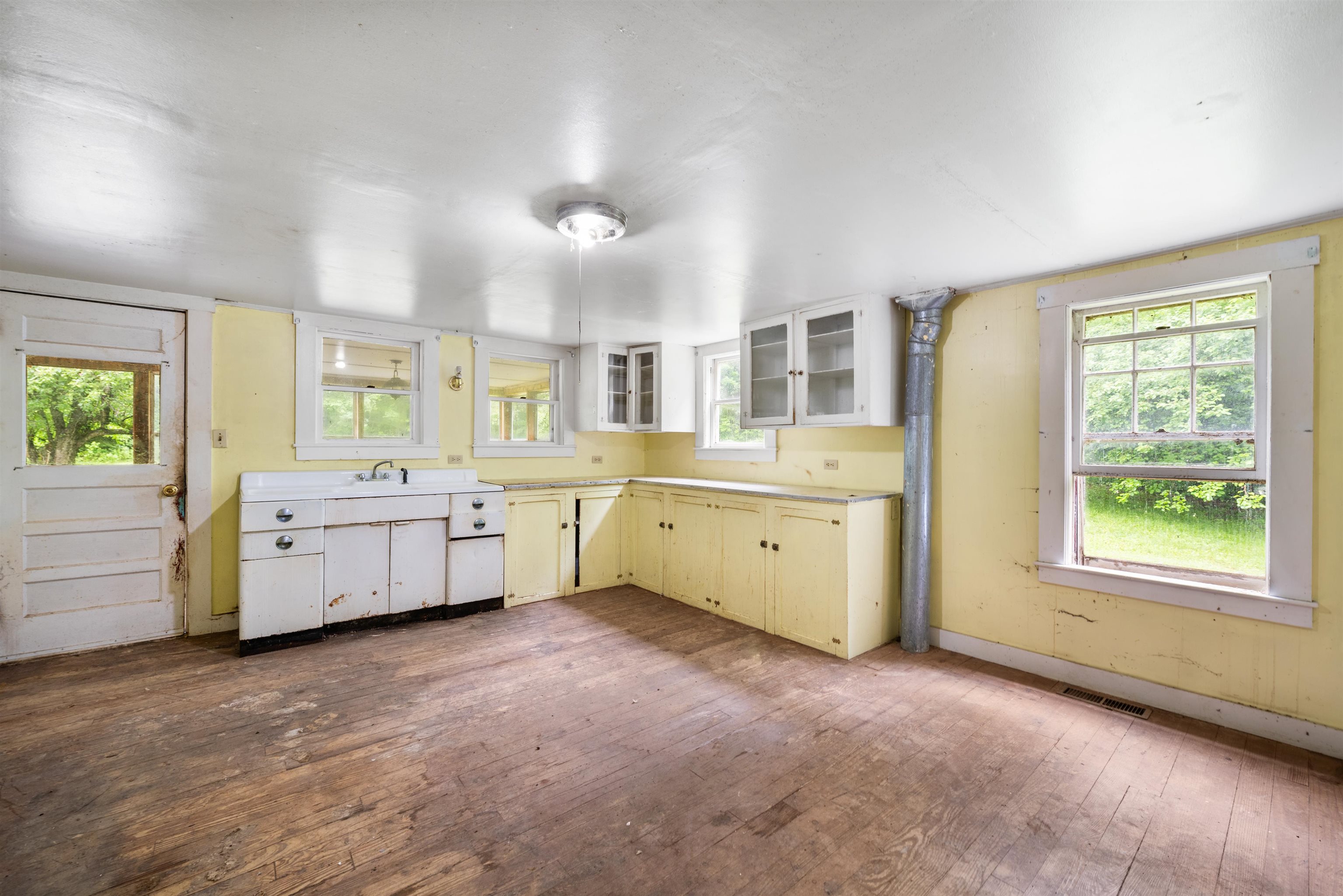 222 Old Cherry Mountain Road Jefferson, NH 03583 - Photo 13 of 43