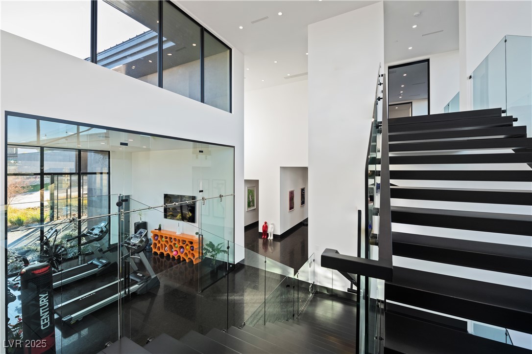 44 Hawk Ridge Drive Las Vegas, NV 89135 - Photo 11 of 68