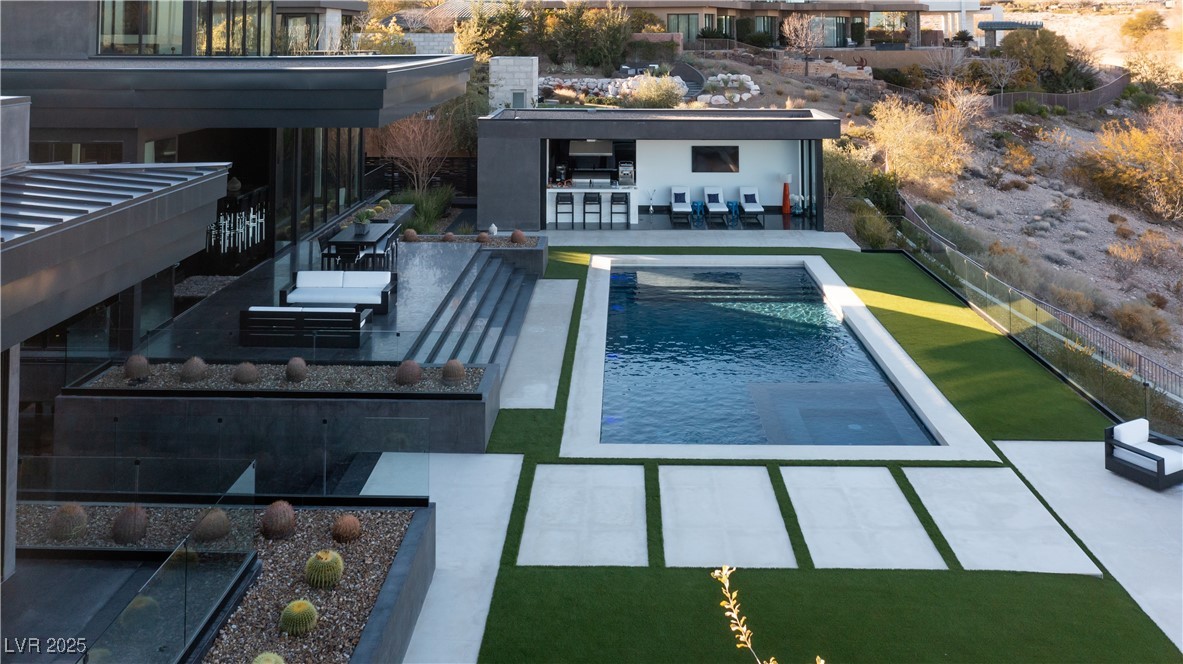 44 Hawk Ridge Drive Las Vegas, NV 89135 - Photo 54 of 68