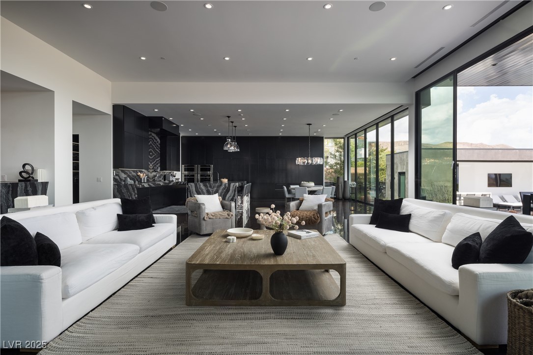 44 Hawk Ridge Drive Las Vegas, NV 89135 - Photo 9 of 68