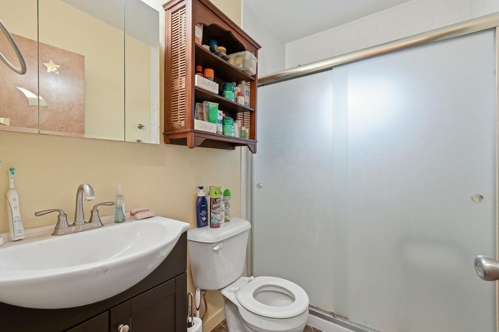517 East Hoffman Avenue Spokane, WA 99207 - Photo 14 of 28