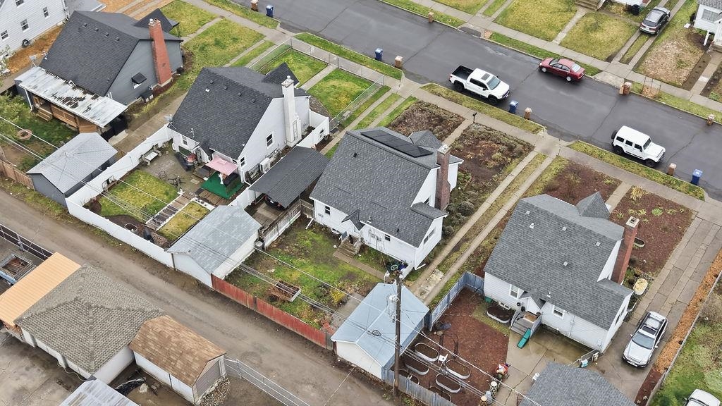 517 East Hoffman Avenue Spokane, WA 99207 - Photo 23 of 28