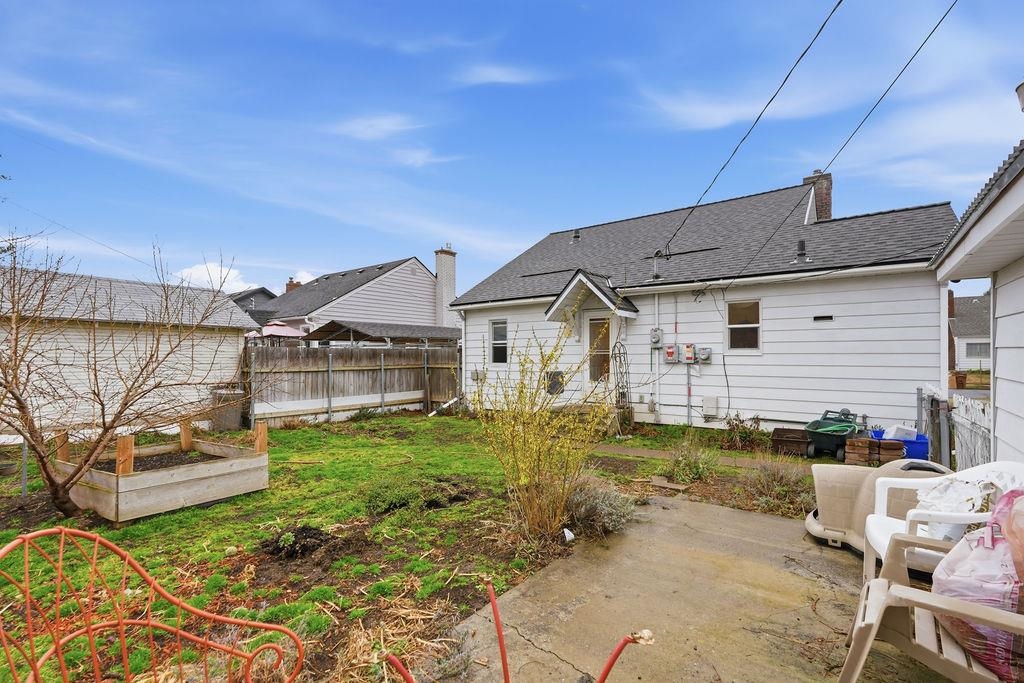 517 East Hoffman Avenue Spokane, WA 99207 - Photo 27 of 28