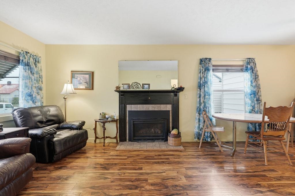 517 East Hoffman Avenue Spokane, WA 99207 - Photo 6 of 28