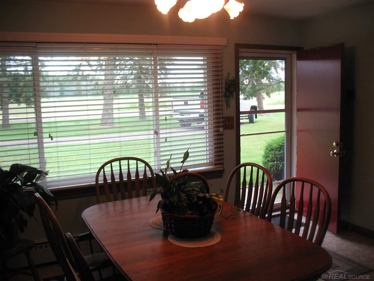 57501 Broughton Road Ray, MI 48096 - Photo 7 of 23