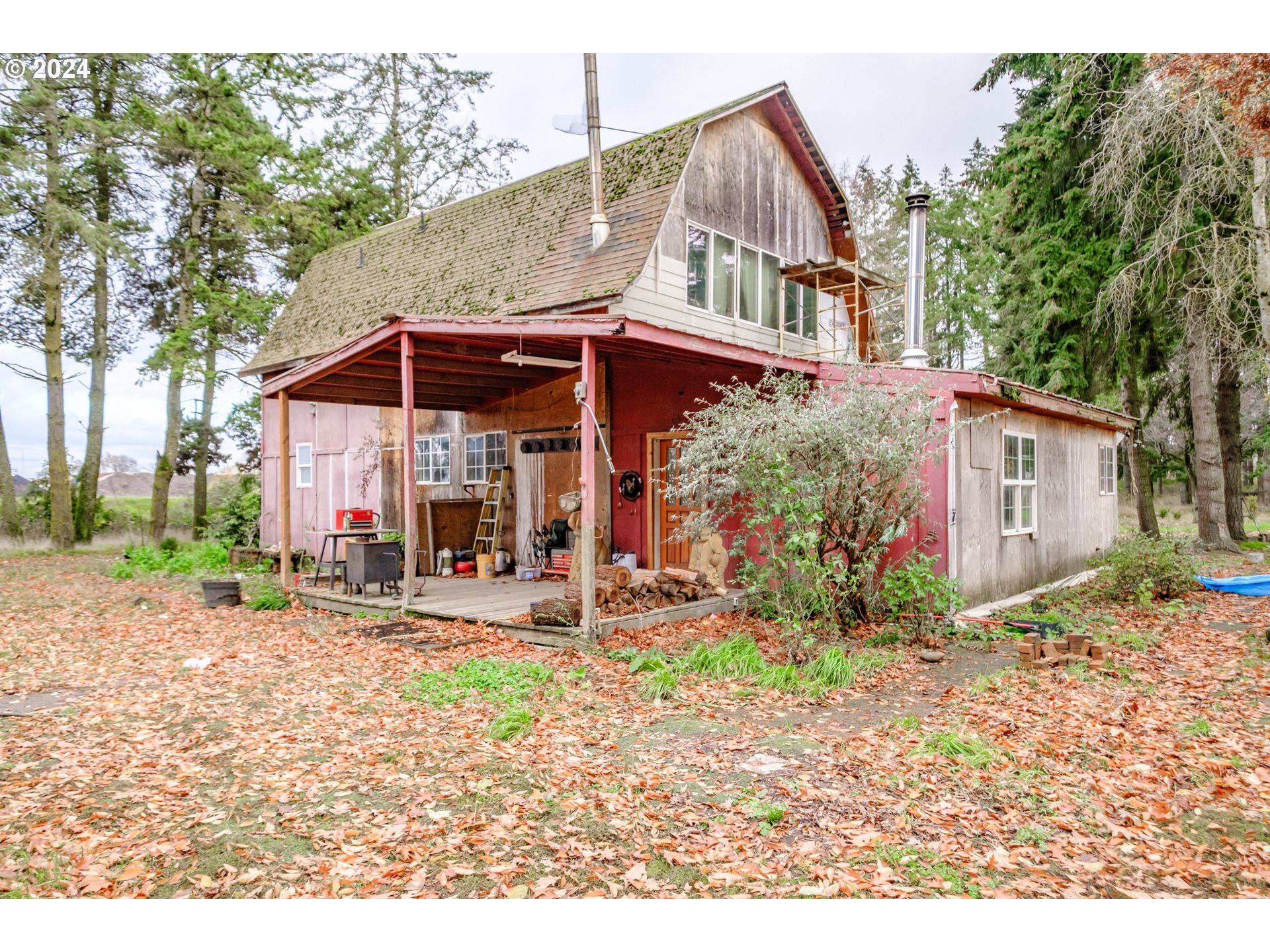 15005 Southeast Wallace Road Dayton, OR 97114 - Photo 12 of 43 Gallery Image 12