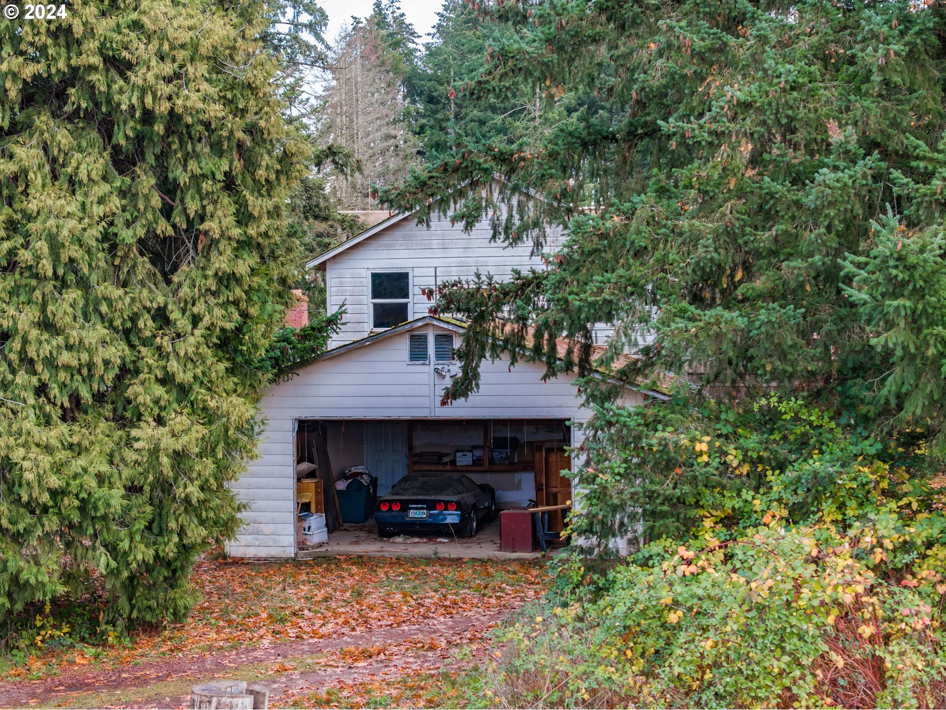 15005 Southeast Wallace Road Dayton, OR 97114 - Photo 27 of 43 Gallery Image 27