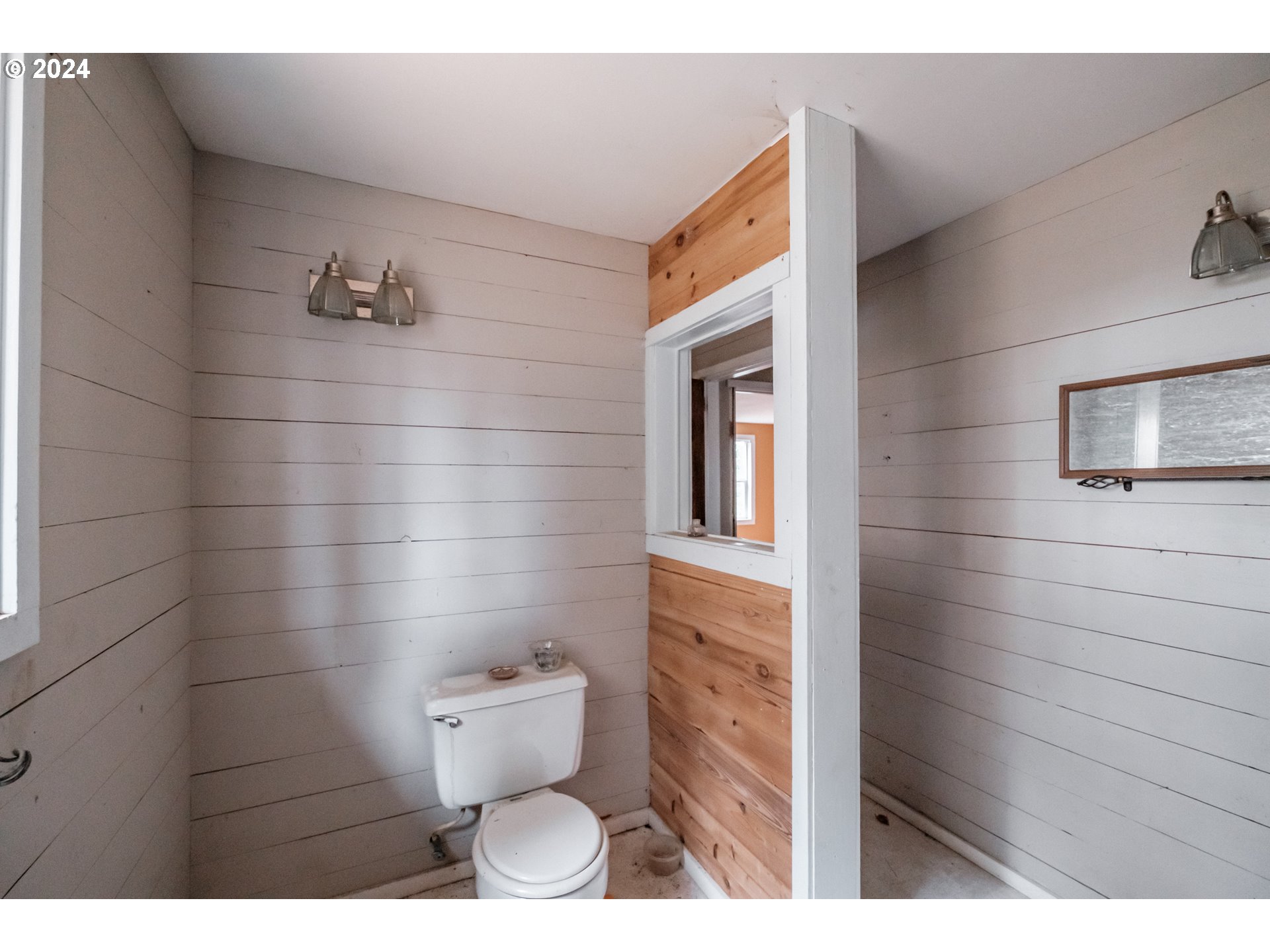 15005 Southeast Wallace Road Dayton, OR 97114 - Photo 41 of 43 Gallery Image 41