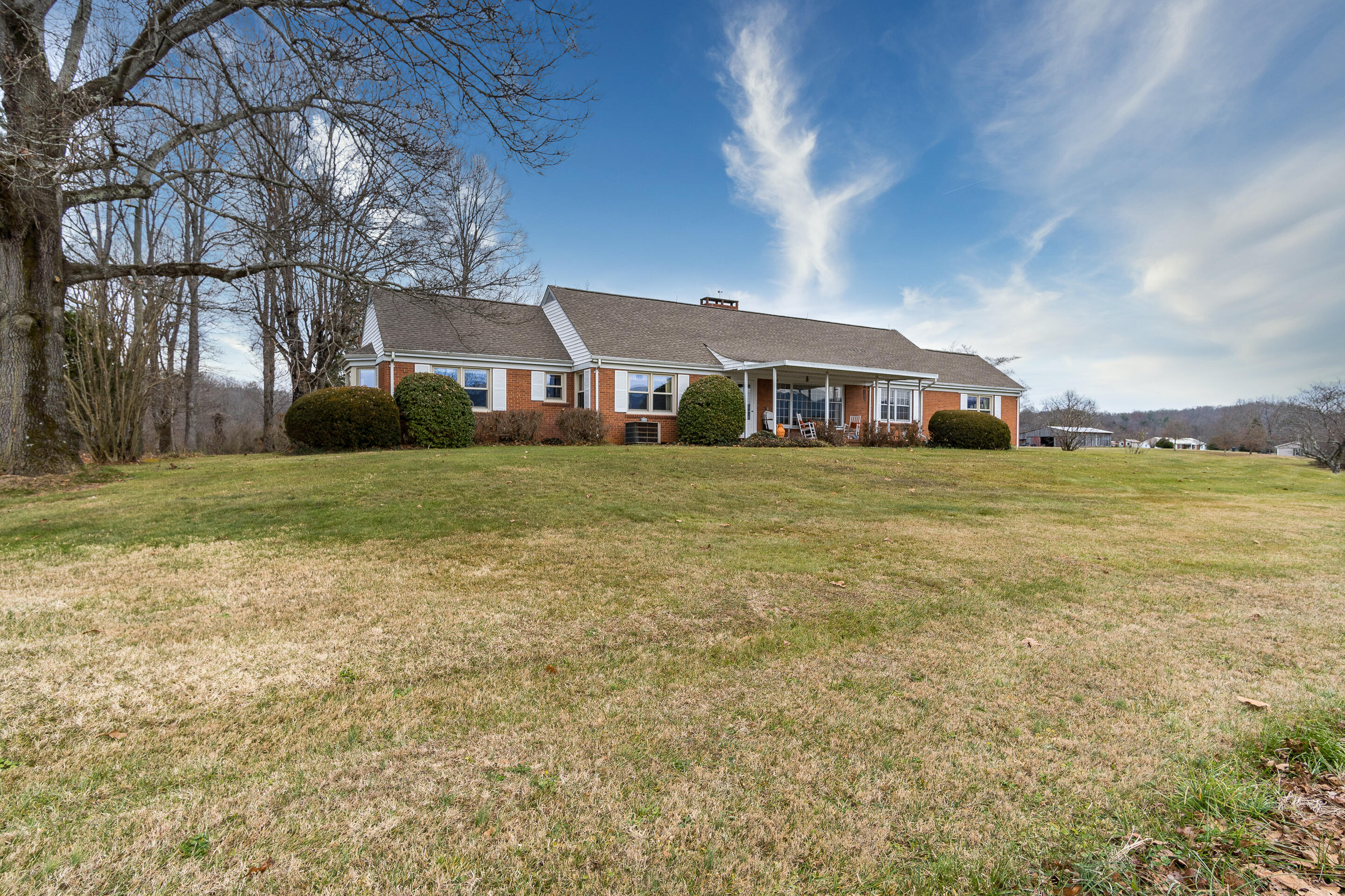 335 Green Road Bristol, TN 37620 - Photo 27 of 45 _skyreplacement-2