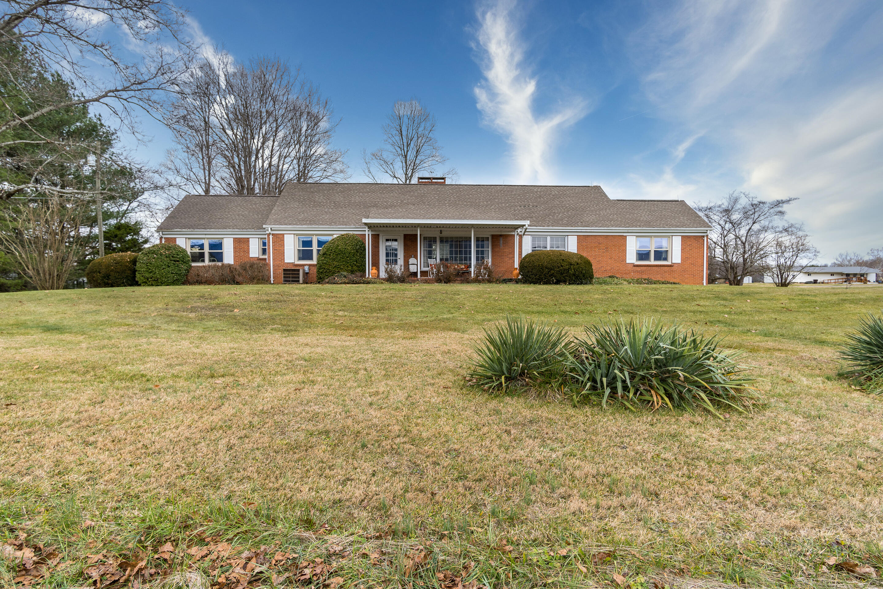 335 Green Road Bristol, TN 37620 - Photo 28 of 45 _skyreplacement-3