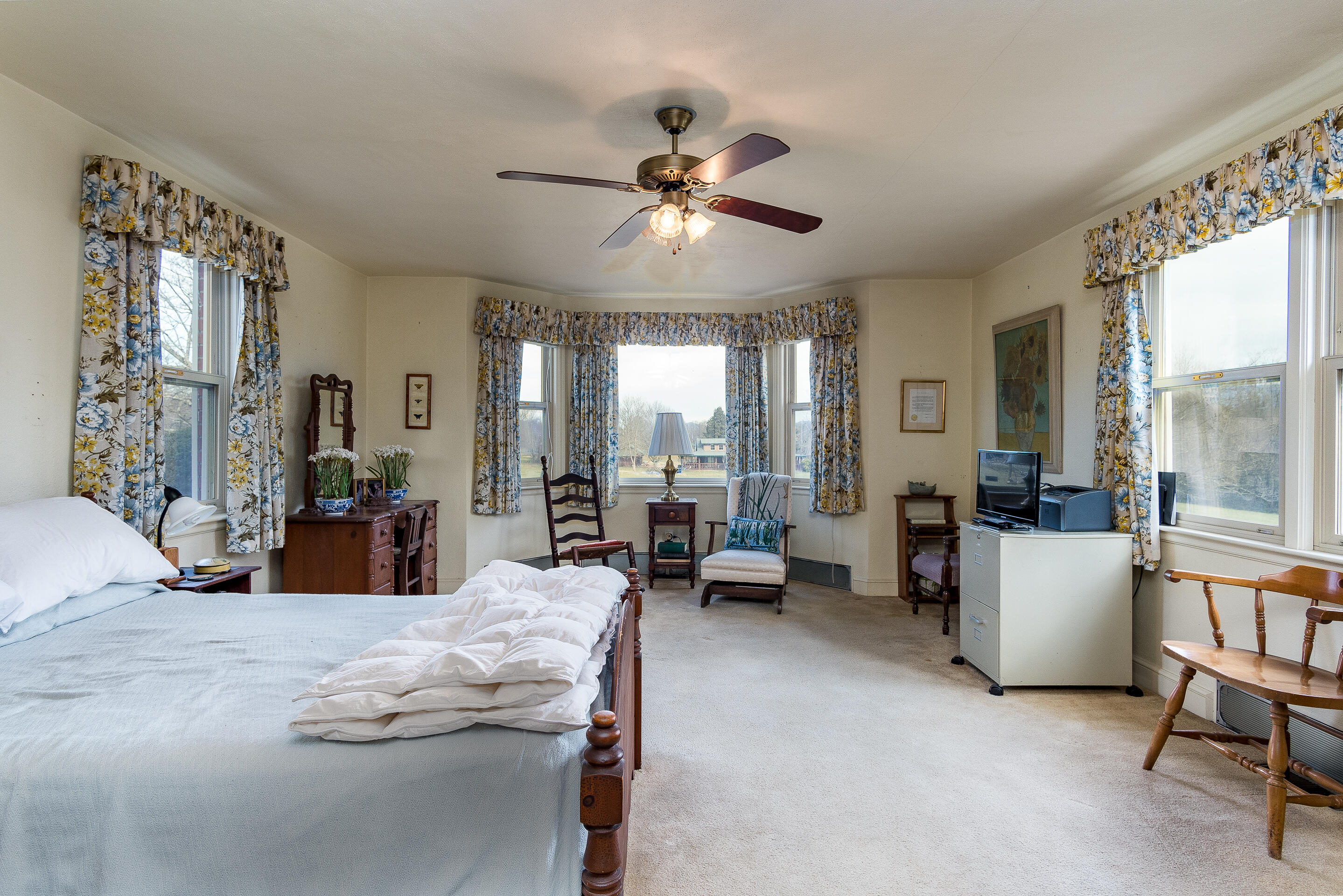 335 Green Road Bristol, TN 37620 - Photo 44 of 45 interior-16