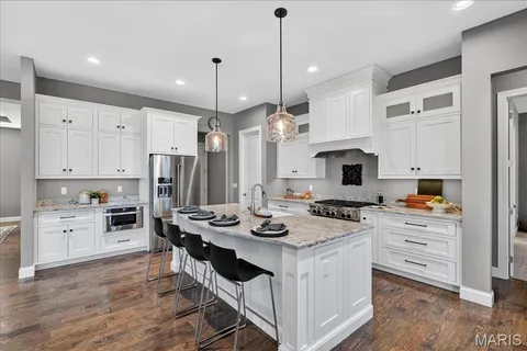 $995,000 | 17001 Falstone Mill Court, Wildwood, MO 63040