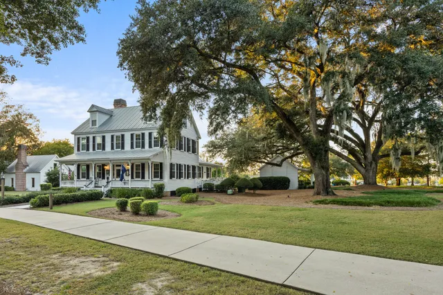 $535,000 | 236 Oak View Way, Summerville, SC 29483