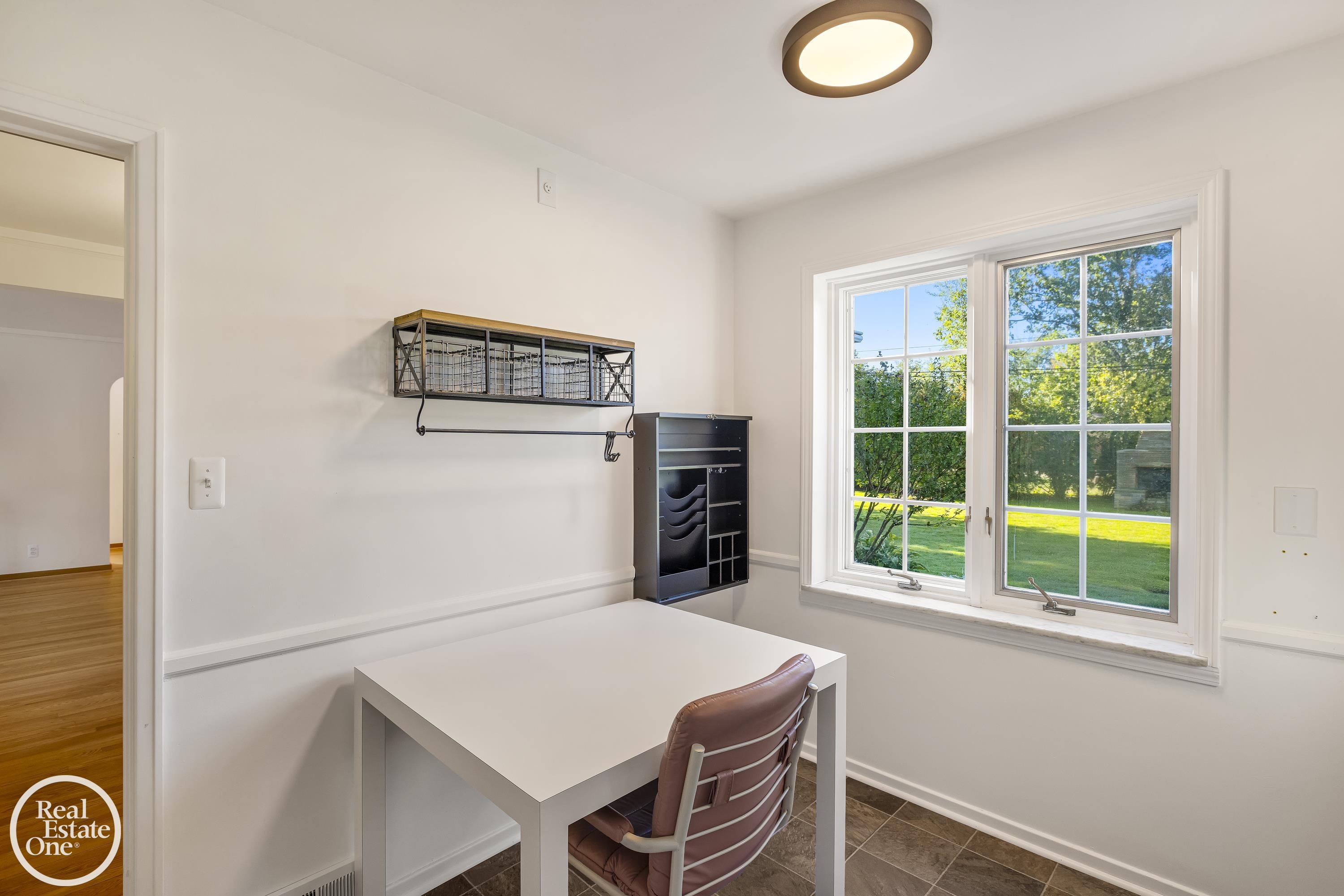 1487 North Renaud Road Grosse Pointe Woods, MI 48236 - Photo 19 of 42