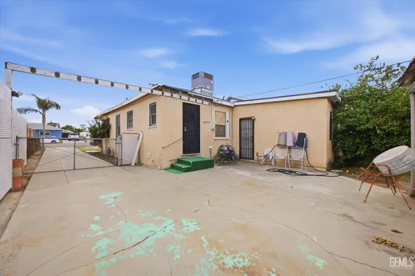 $265,000 | Undisclosed Address, Bakersfield, CA 93304