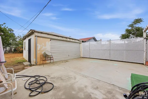 $265,000 | Undisclosed Address, Bakersfield, CA 93304