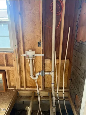 a view of utility room