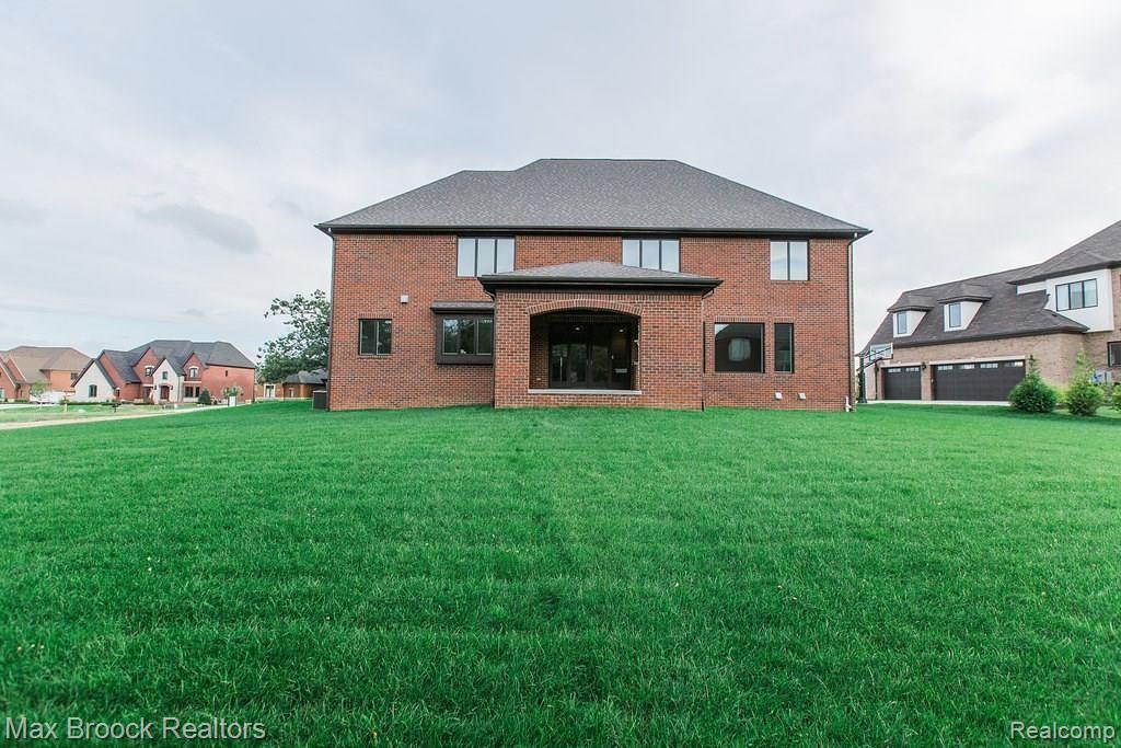 3632 Strathcona Drive Rochester, MI 48309 - Photo 56 of 56 ButlerRidge-62.jpg