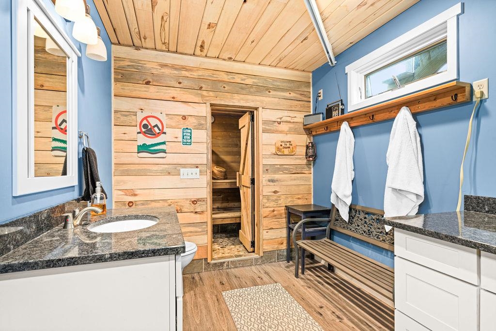 5380 West Arrowhead Road Hermantown, MN 55811 - Photo 26 of 40 Bathroom with Electric Sauna