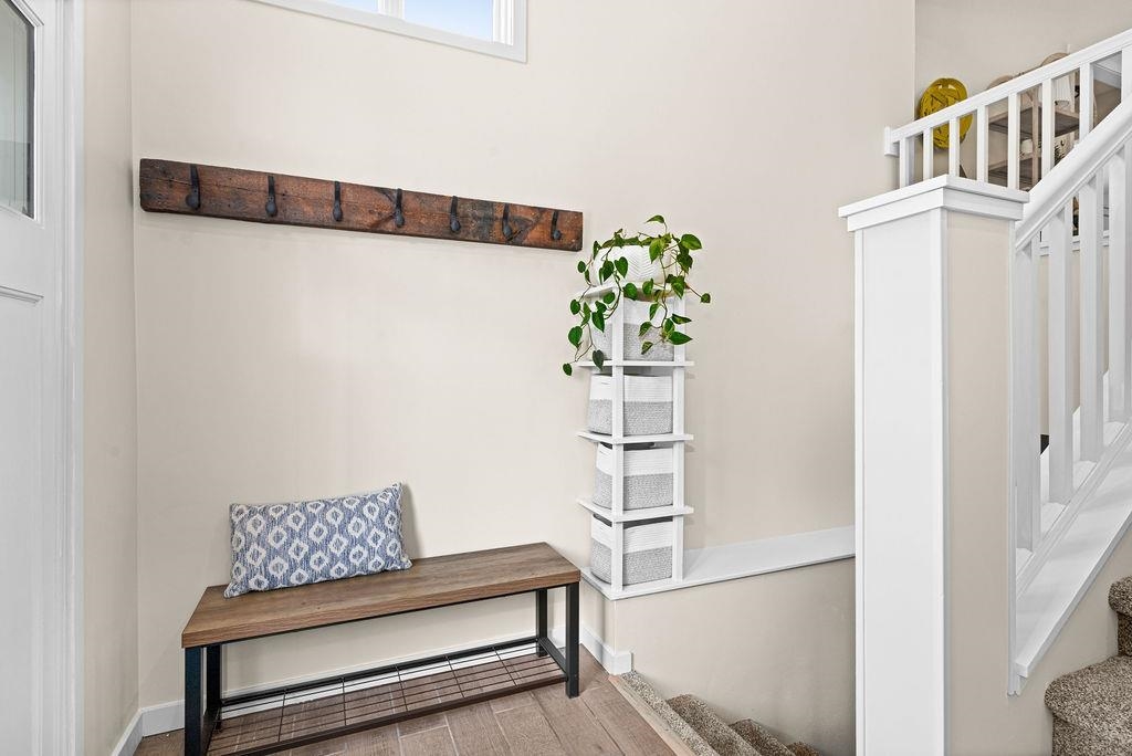 5380 West Arrowhead Road Hermantown, MN 55811 - Photo 31 of 40 Split Entry - Entry area