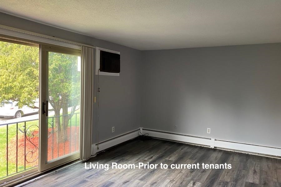 133 English Village Road, Unit 202 Manchester, NH 03102 - Photo 4 of 11
