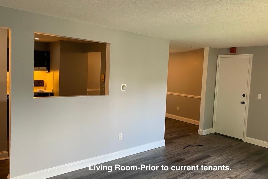 133 English Village Road, Unit 202 Manchester, NH 03102 - Photo 6 of 11
