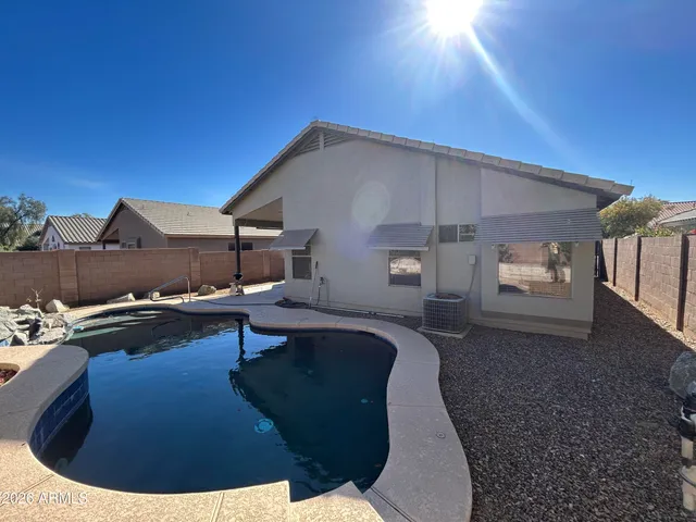 $1,900 | 15948 West Latham Street, Goodyear, AZ 85338