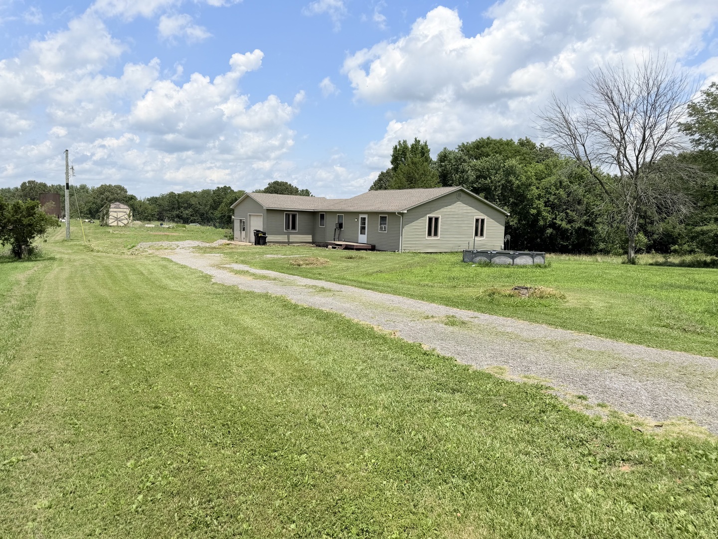855 Beech Hollow Road Harrisburg, IL 62946 - Photo 4 of 28