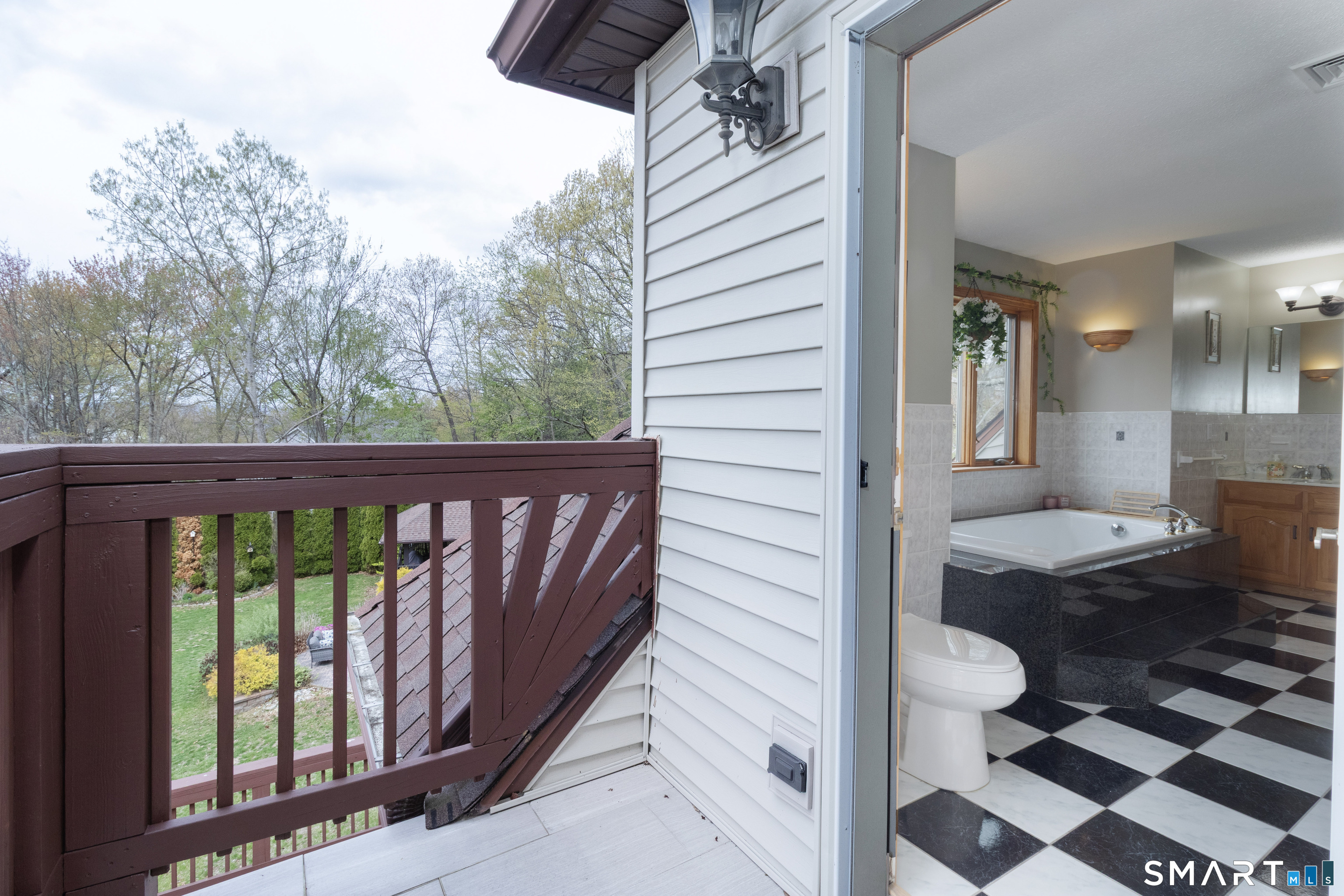 113 Pinnacle Road Plainville, CT 06062 - Photo 28 of 36 Primary Suite Balcony