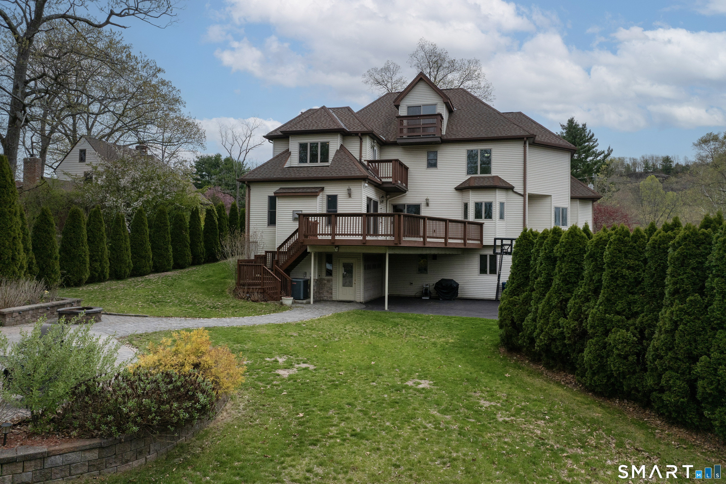 113 Pinnacle Road Plainville, CT 06062 - Photo 36 of 36 This does look like a castle, right?