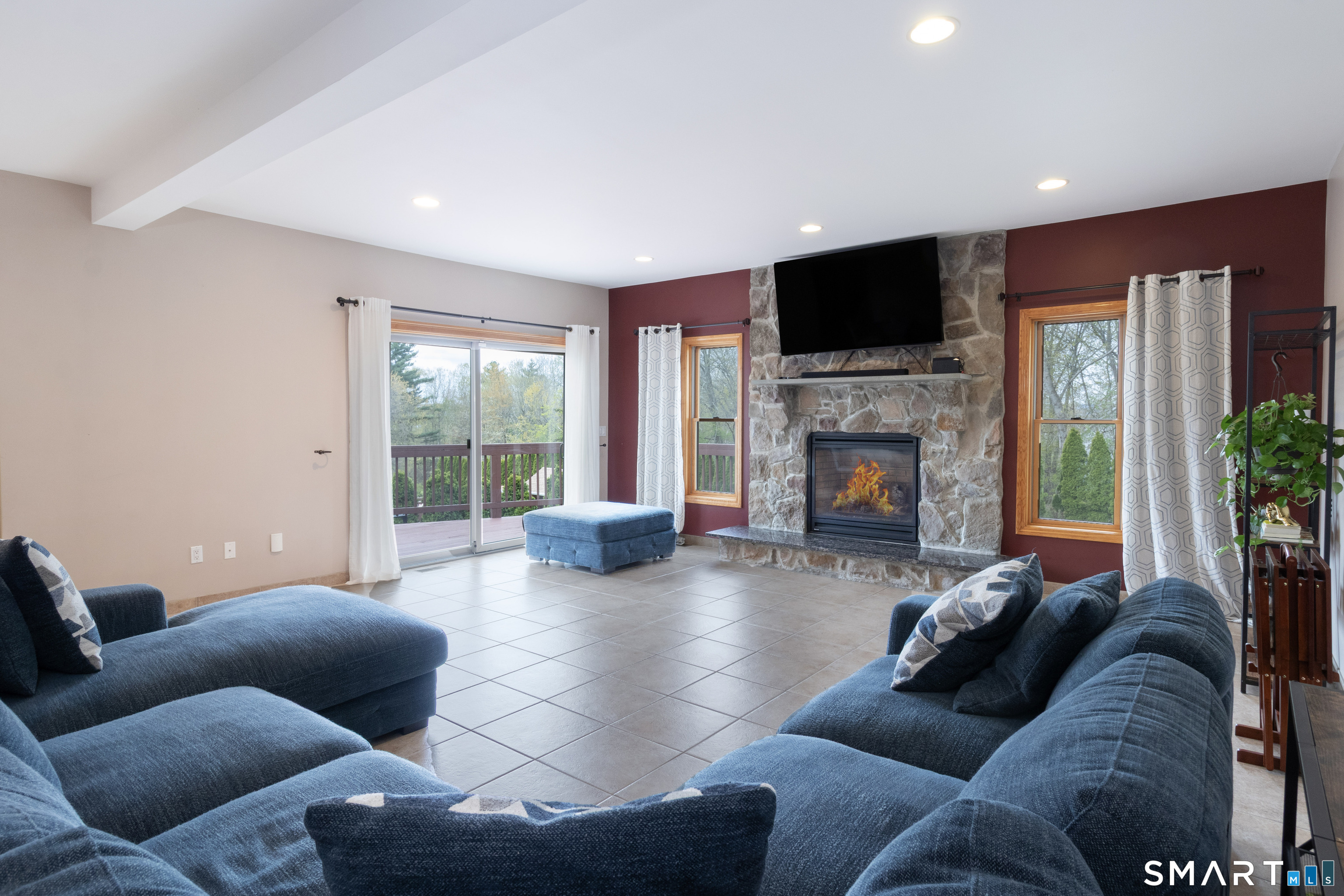 113 Pinnacle Road Plainville, CT 06062 - Photo 10 of 36