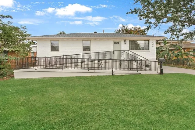 $1,900 | 2341 Minnesota Avenue, Metairie, LA 70003