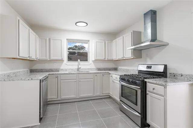 $1,900 | 2341 Minnesota Avenue, Metairie, LA 70003