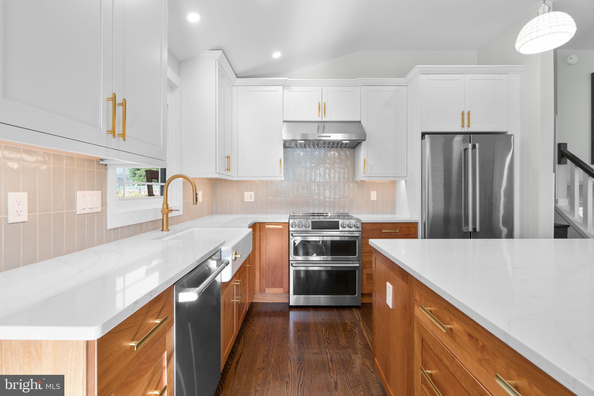 102 Sycamore Road Severna Park, MD 21146 - Photo 16 of 60