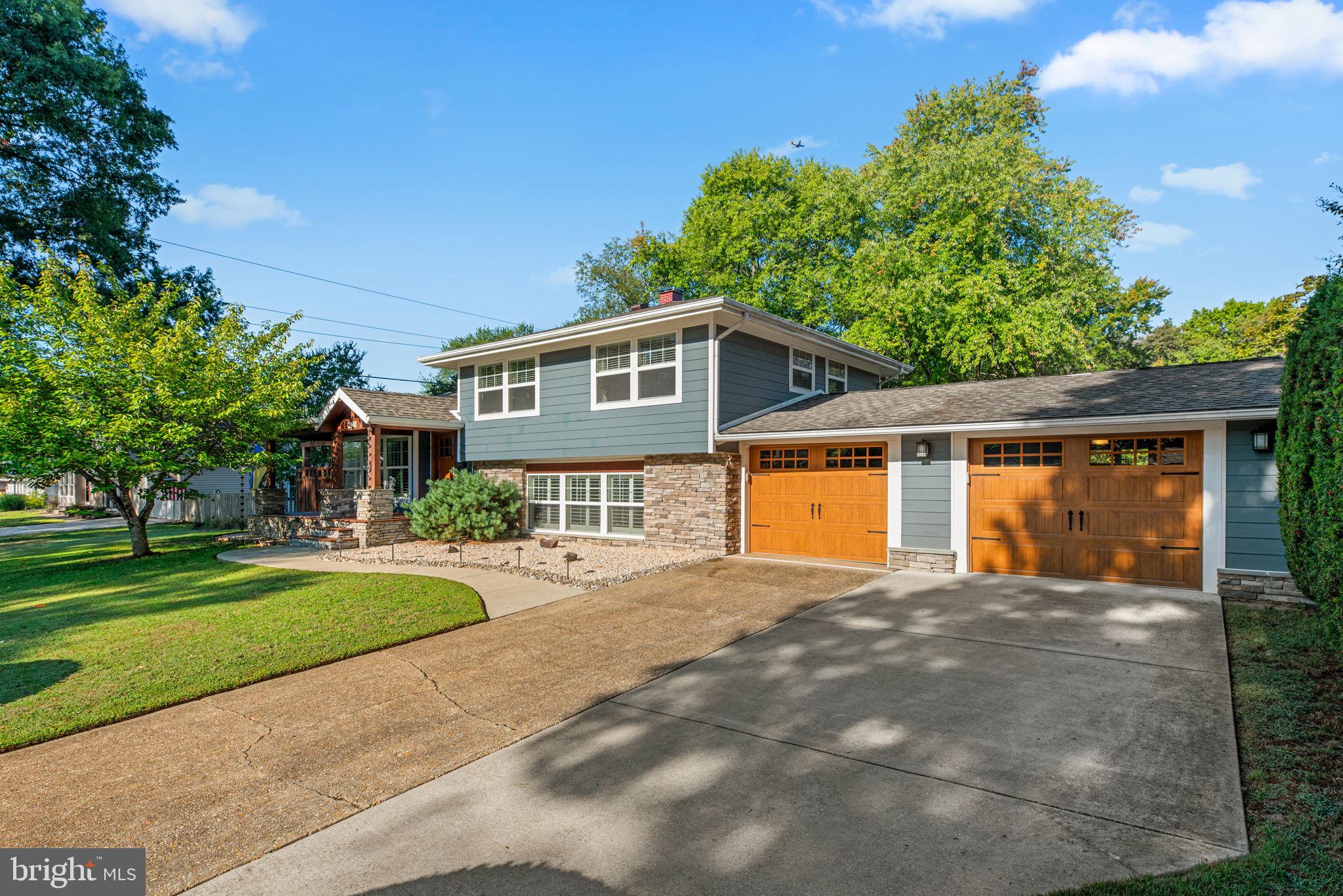 102 Sycamore Road Severna Park, MD 21146 - Photo 3 of 60